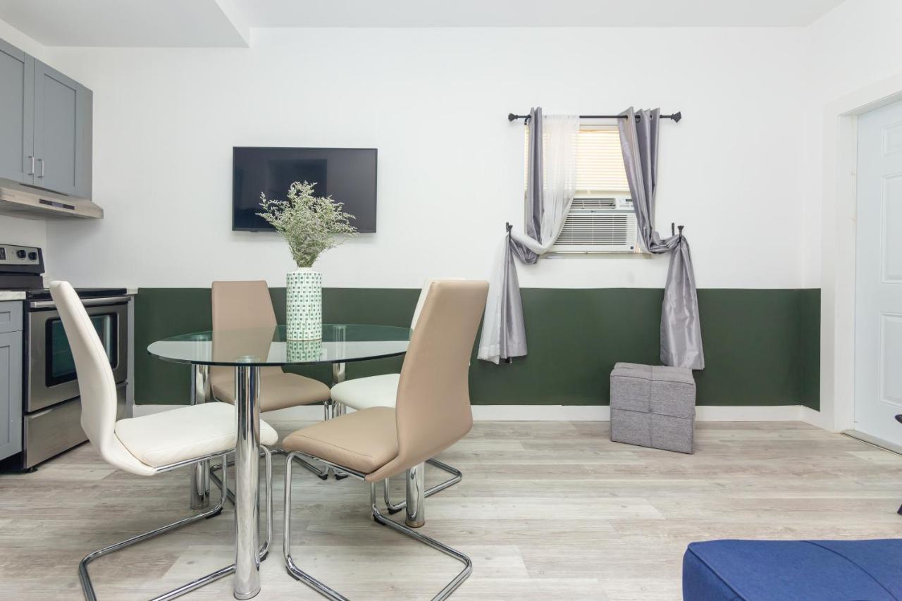 1 Bedroom Apartment With Balcony Miami - Heart Of Downtown Exterior photo